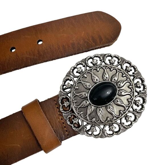 Wilsons Leather silver tone oval buckle stone belt Size M boho statement western - Picture 2 of 8